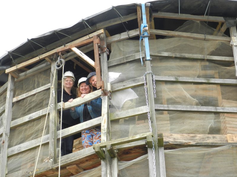 Visite : Construction du fût du Moulin à Vent