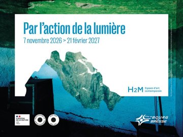 Par l'action de la lumière