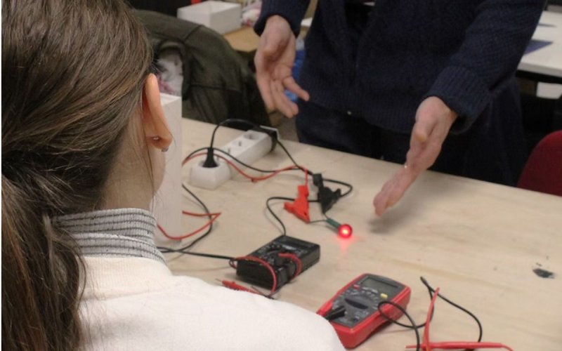 Atelier créatif - Brico électro