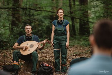EN LA FORÊT DE LONGUE ATTENTE - une immersion