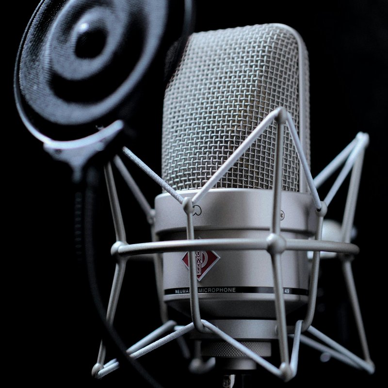 Atelier de création de podcast avec Karine Pollien à la Bibliothèque de la Cité