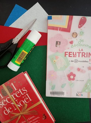Des décorations en feutrine