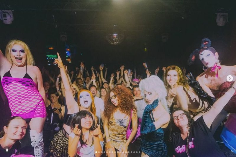 GIRLY POP EVENT: DJ DOUCEUR & DRAG QUEEN
