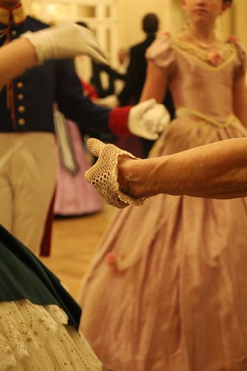 Bal costumé du XIXème siècle