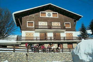 Relais international de la Jeunesse "Neige et Soleil"