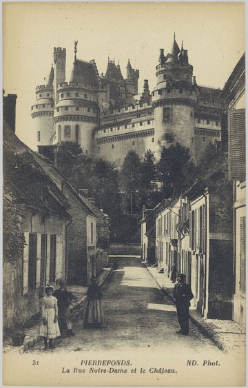 La carte postale au regard des monuments [titre provisoire]