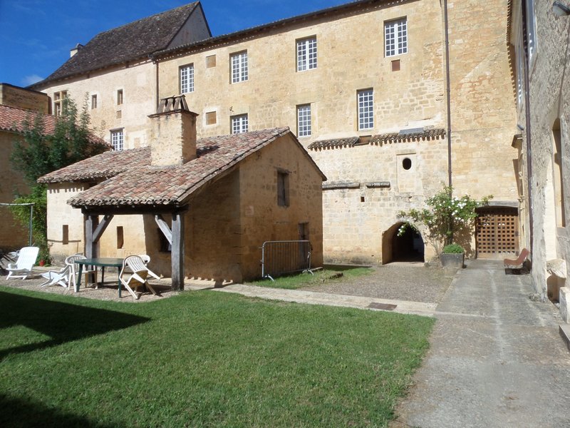 AUBERGE DE JEUNESSES DE CADOUIN