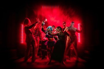 Cabaret Bad Biches : Qui a tué Constance Palmer ?