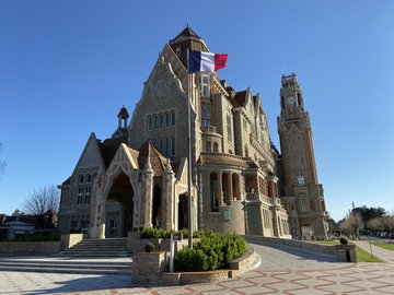 Visite de l'Hôtel de Ville : histoire & architecture d'un bâtiment hors du commun