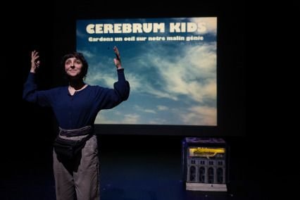 Spectacle Cerebrum Kids