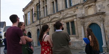 Visites découvertes de l'Hôtel de la Noble-Cour