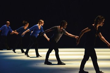 PROMENADE OBLIGATOIRE | Compagnie par Terre / Anne Nguyen