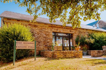 COMBELLES AVEYRON VACANCES