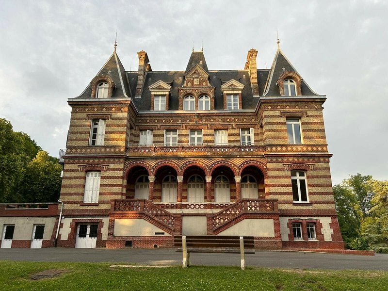 Centre de vacances de La Garenne-Colombes domaine Foucher de Careil" - HOULGATE