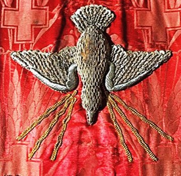 Au fil des Ostensions, tissus sacrés