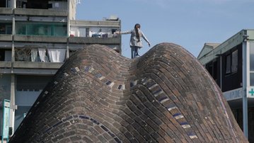 Res publica, quel est cet espace entre toi et moi?
