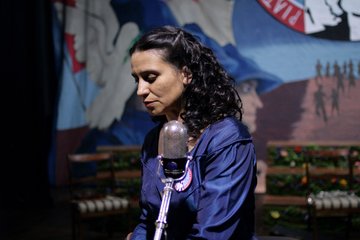 MEG X FILMAR : Violeta se fue a los cielos