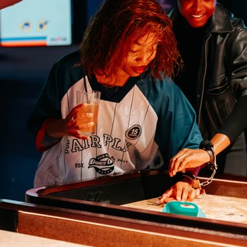 Les Jeudis Défis Shuffled : défis fun, shuffleboard et cadeaux à gagner à Paris 19