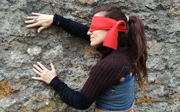 Vivre une expérience inédite les yeux bandés !