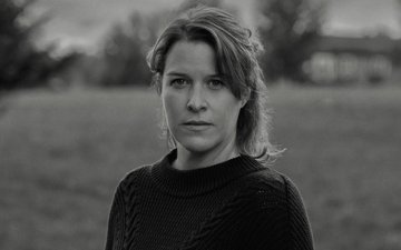 Fannie dévoile son album Une Vie au Centre culturel canadien à Paris le 08/10
