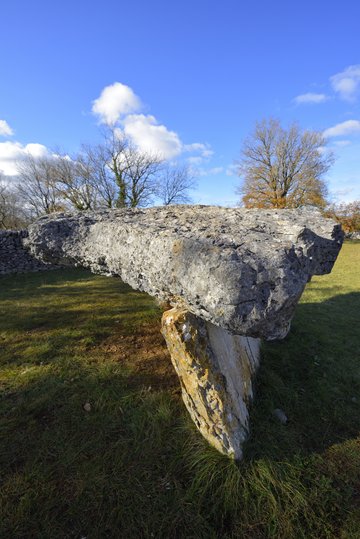 Le sentiers des dolmens - Balade archéologique