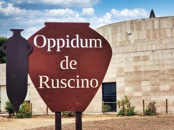 LES INSCRIPTIONS ROMAINES À RUSCINO