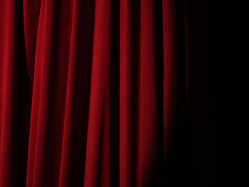 Théâtre "Mytho cherche menteuse pour relation sérieuse"
