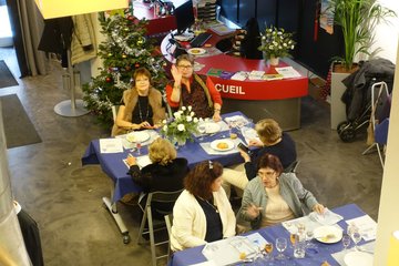 Seniors, se divertir | Noël à Cité Seniors