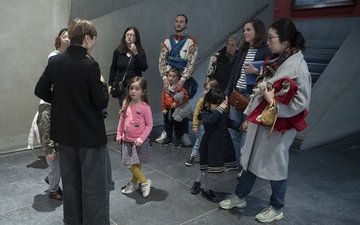 Silhouettes d'artistes : visites guidées de l'exposition « L’étoffe de l’artiste » en famille