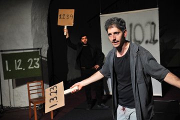 Mode d'emploi pour metteur en scène en temps de guerre