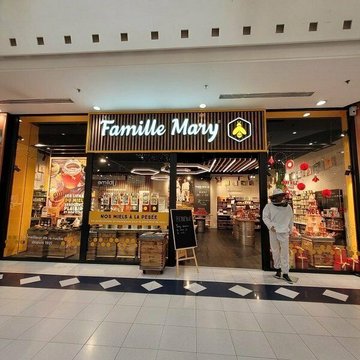 Découvrez les richesses de la ruche dans les boutiques Famille Mary