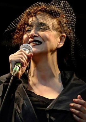Sapho : Traverser la nuit, en chansons et en poésie