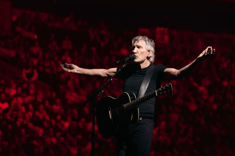 Roger Waters Presents Legacy
