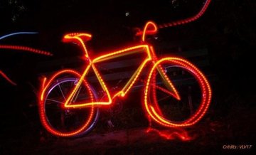 Balade à vélo nocturne à Caen