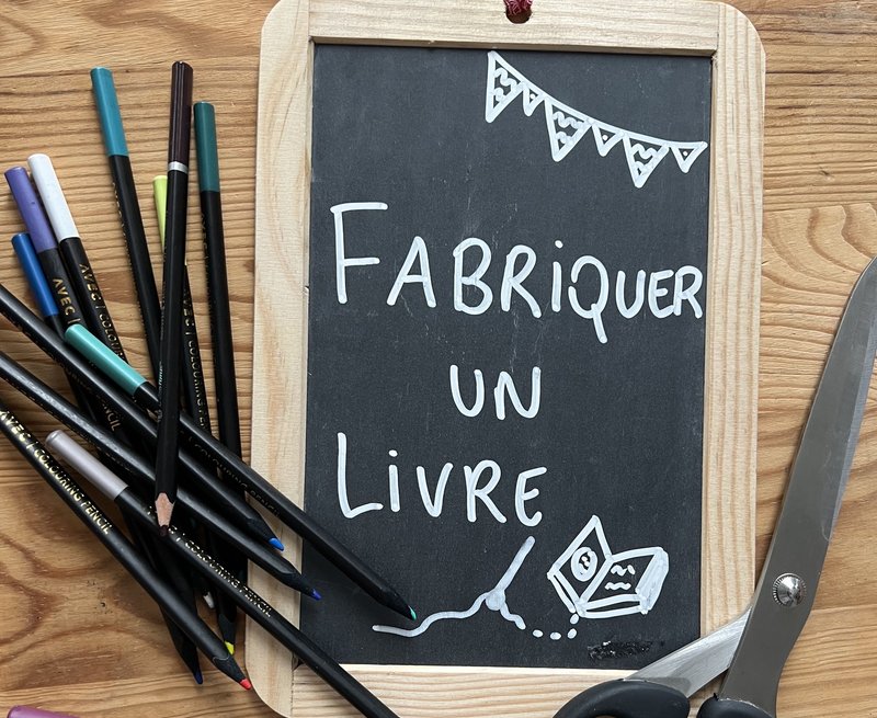 Découpes de papiers, éclats du rire ! • Du Vent dans les mots