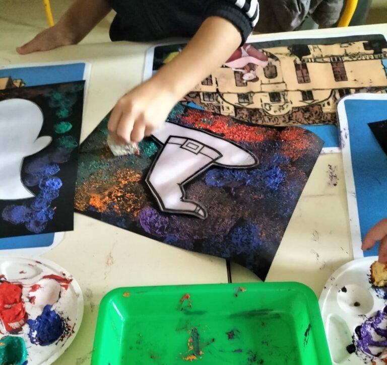 Atelier « Drôles de silhouettes »