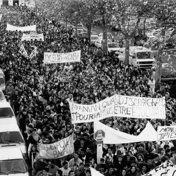 En quête d'Actu : Les mouvements de jeunesse sous la Vème République