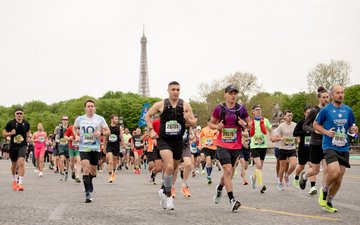 Remportez des dossards pour le Saucony 10 km de la tour Eiffel !