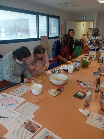 Atelier cuisine au sien de Partage Pradettes