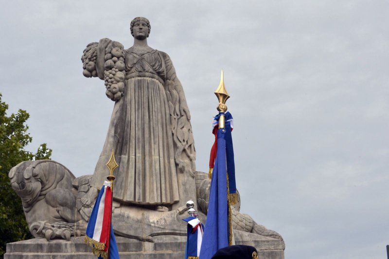 Commémoration de la victoire et la paix, jour anniversaire de l'armistice du 11 novembre 1918 et Hommage à tous les morts pour la France