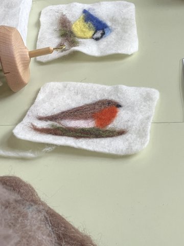 Atelier ados-adultes : oiseaux en laine feutrée