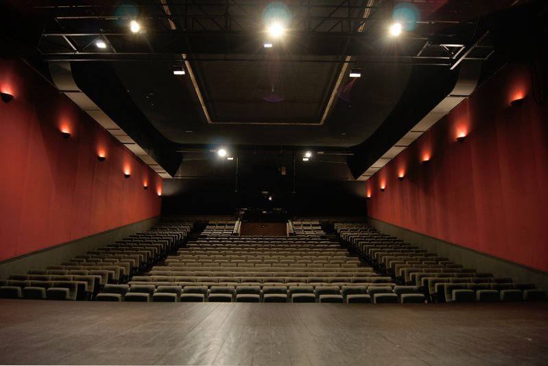 Esprit Cabaret : une soirée artistique et solidaire au Théâtre de Thouars