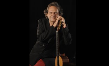 Hommage à Roland Dyens