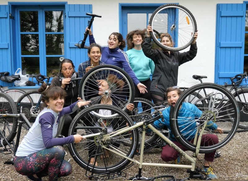 Les increvables en selle au fil des saisons