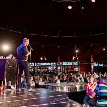 An Idiot’s Guide to Wine : Le stand up qui vous rendra intéressant en soirée