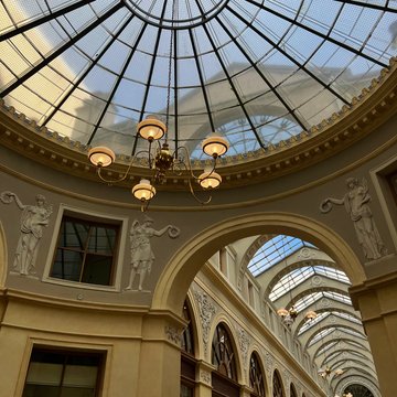 Paris's famous covered and secret passages, in English