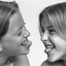 Girls. Adolescence, Mode, Rébellion - Billet Simple