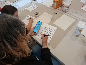 Atelier artistes en herbe : calligraphie